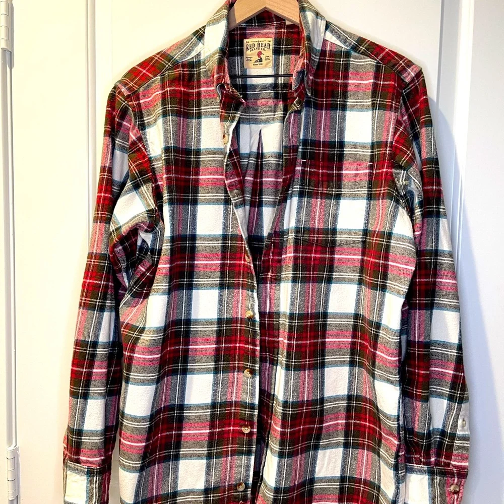 Button down flannel. - Picture 1 of 4